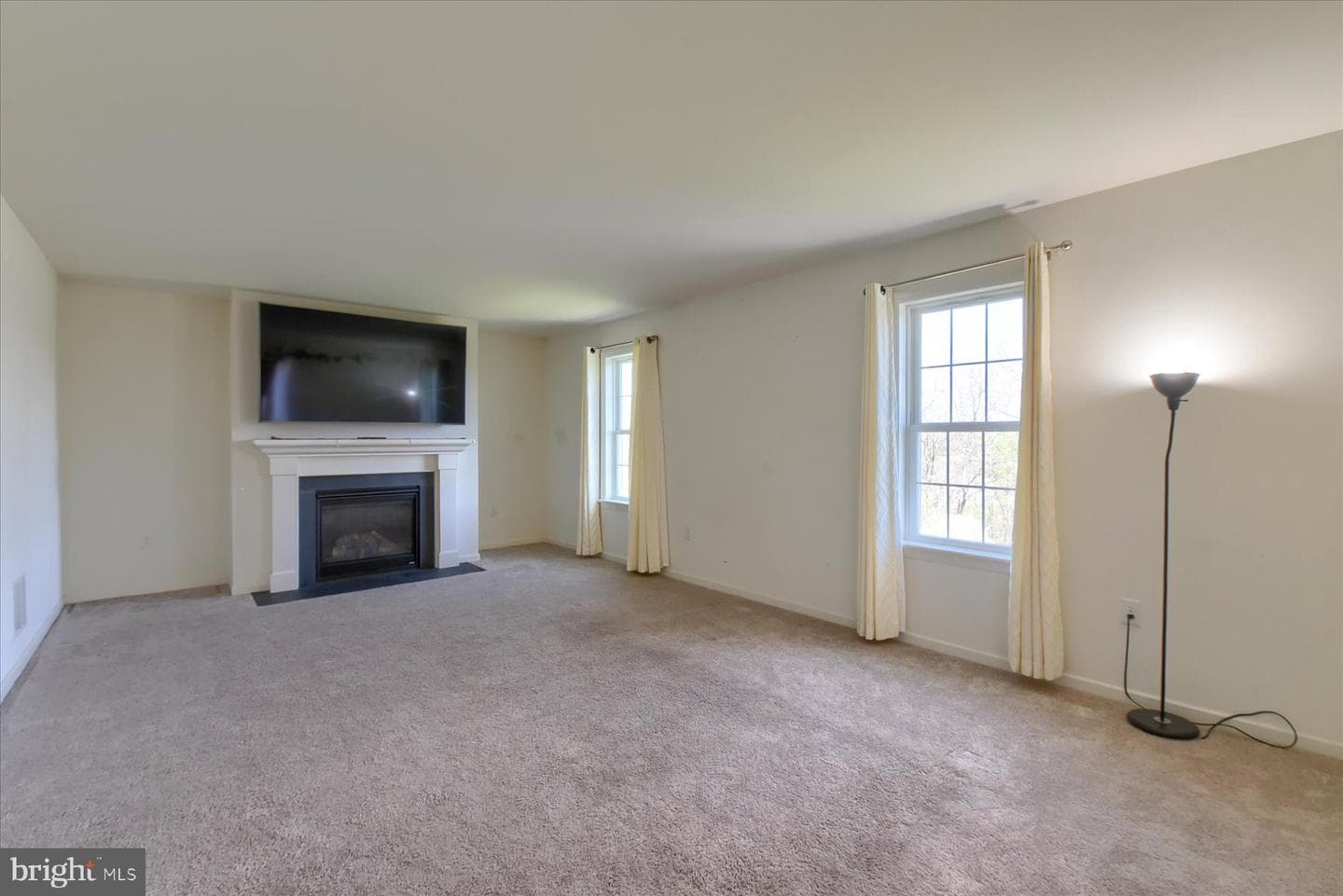 7050 Beaver Spring Road photo 9