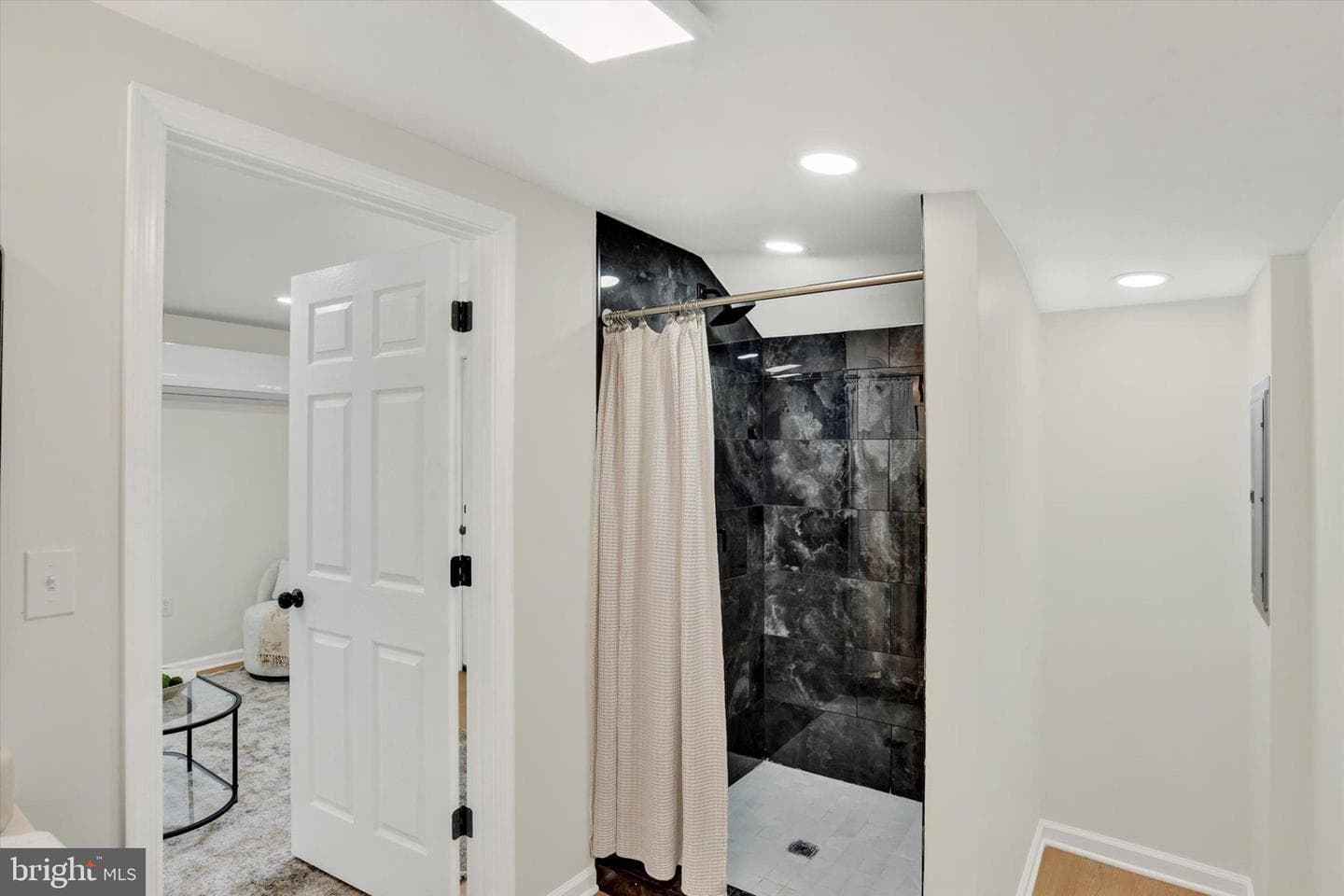 5922 Larue Street photo 14