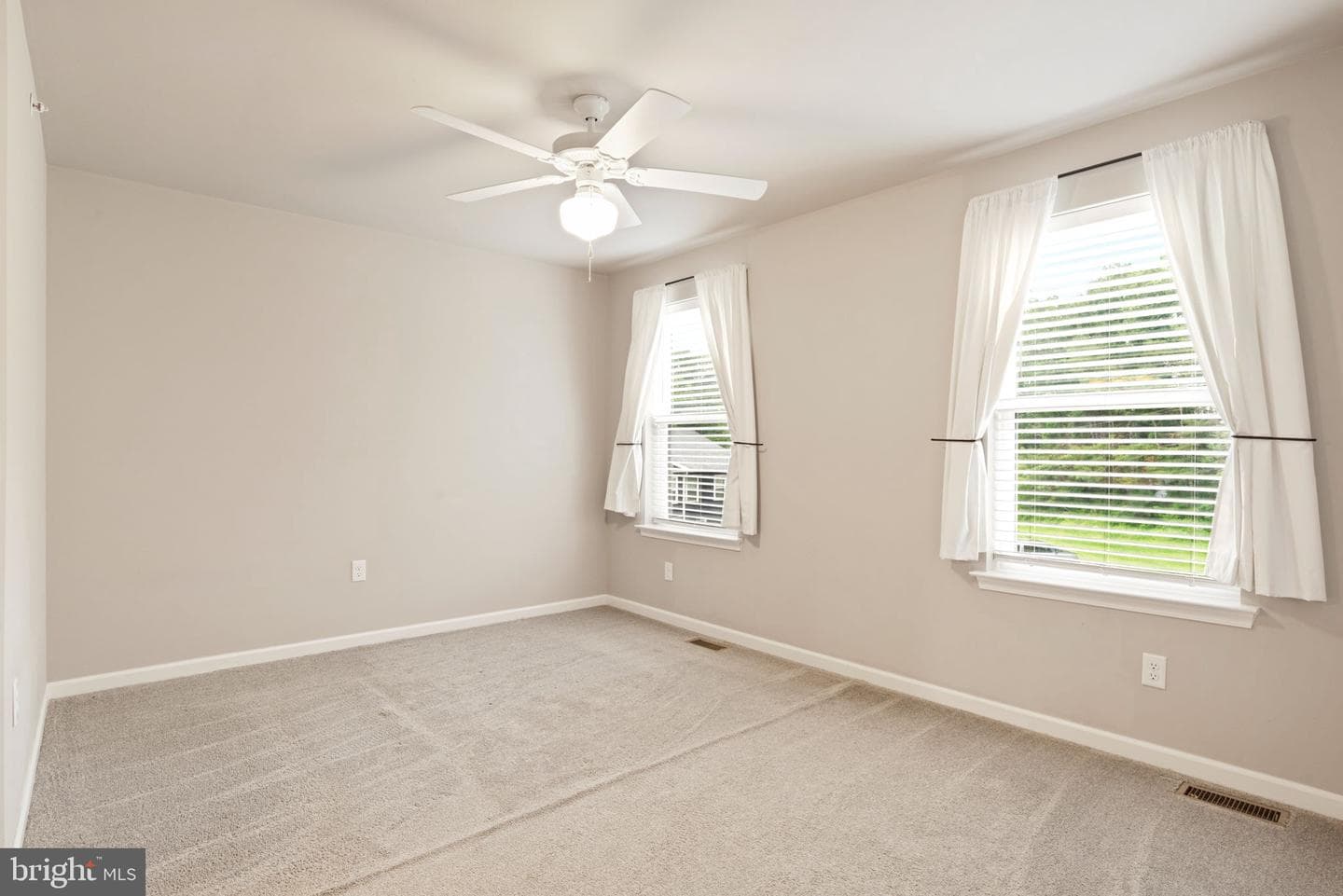 113 High Pointe Drive #50 photo 14