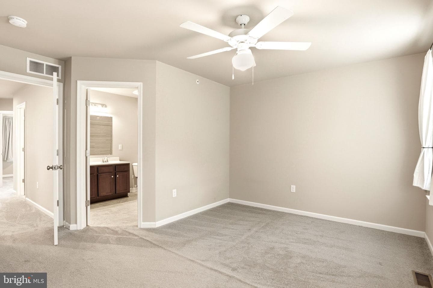 113 High Pointe Drive #50 photo 15