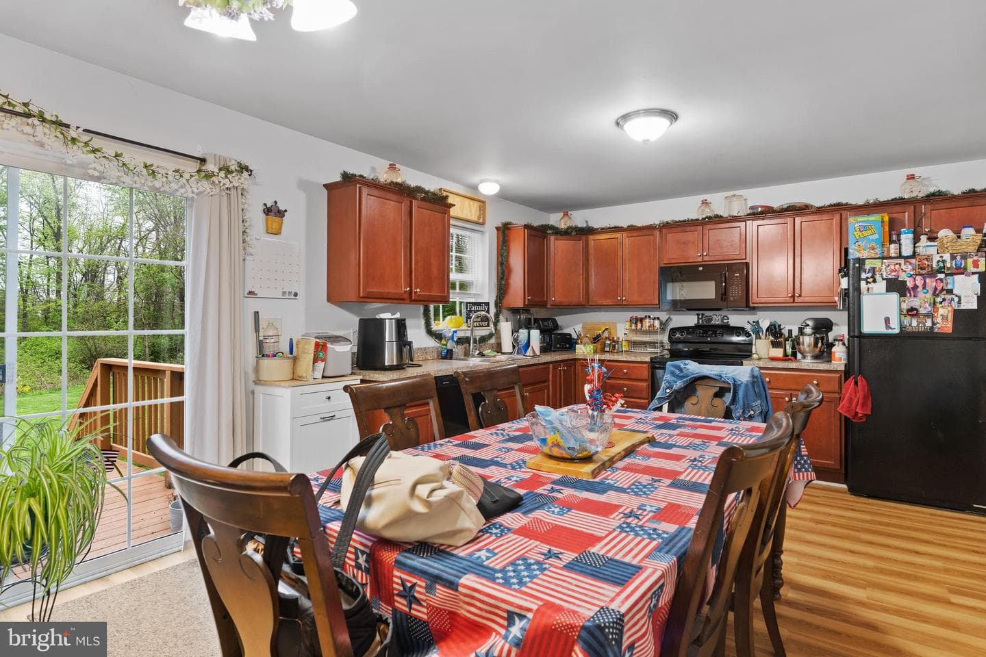 153 Mapleton Boulevard photo 13