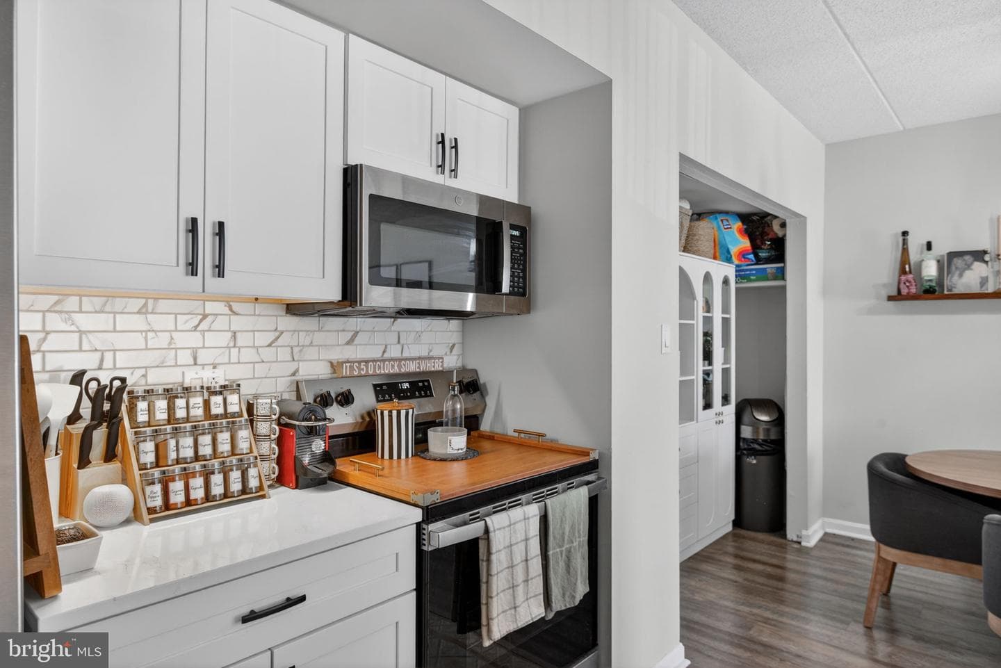204 Cherrington Drive photo 15