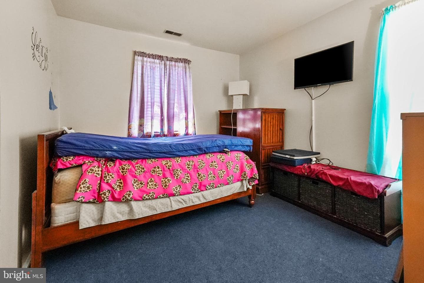 138 Huntley Drive photo 16