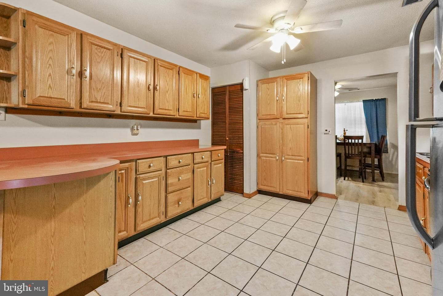 138 Huntley Drive photo 4