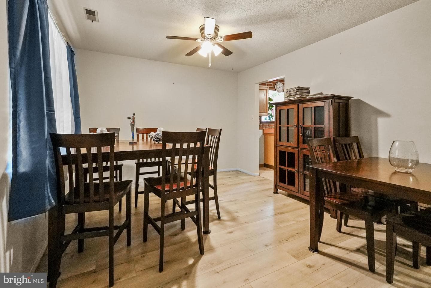 138 Huntley Drive photo 8
