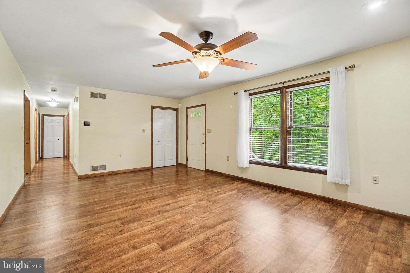 2656 Ellendale Road photo 4