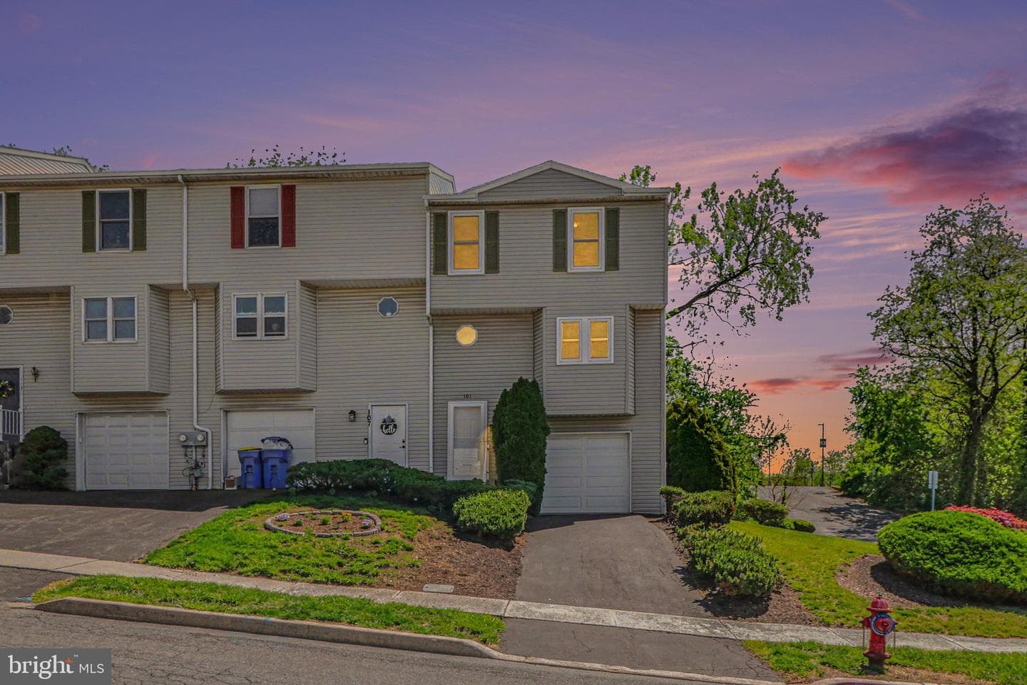 101 Chartwood Dr photo 3