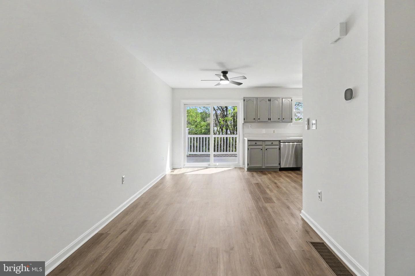 101 Chartwood Dr photo 4