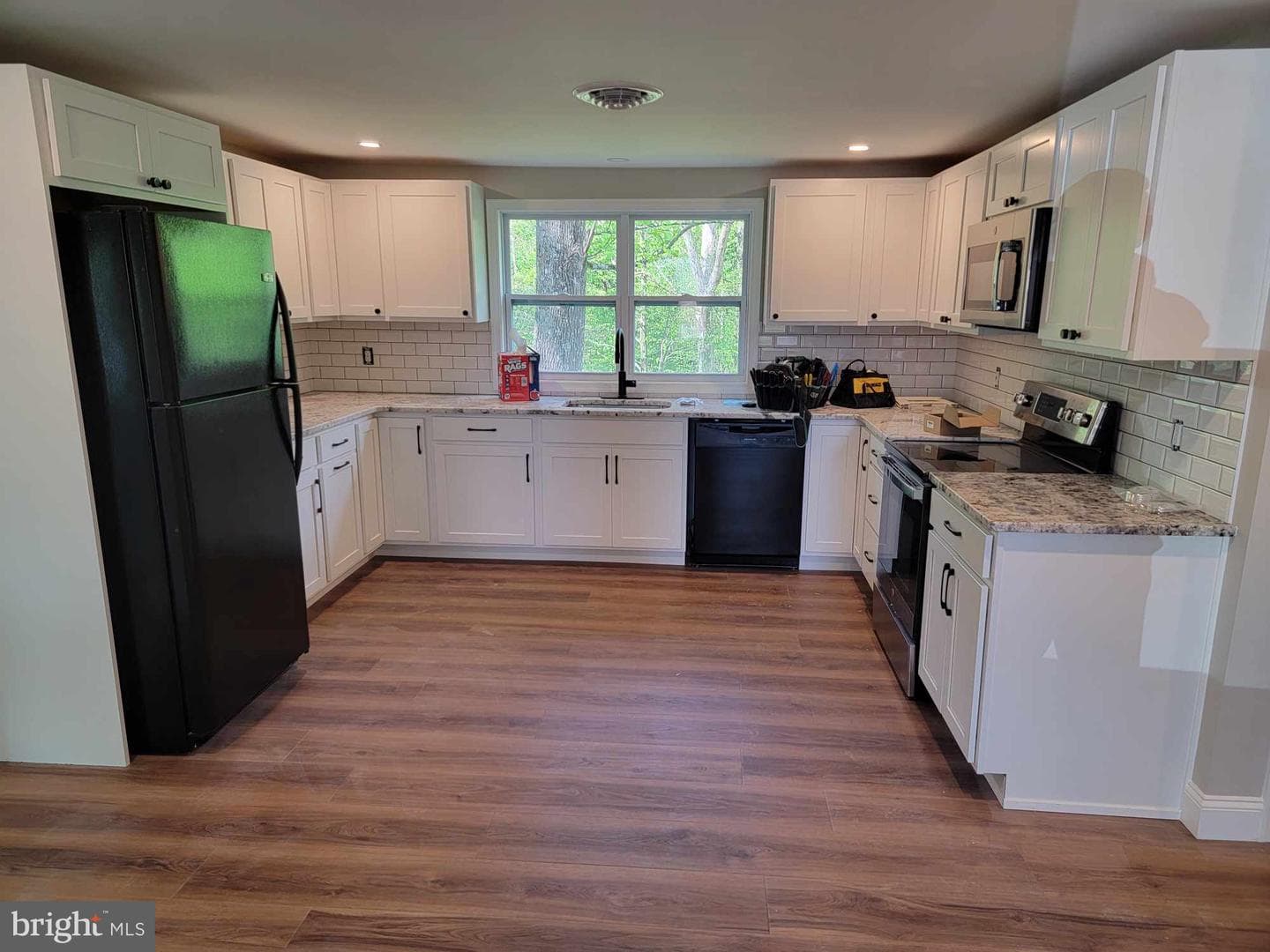 1341 Lyter Road photo 2
