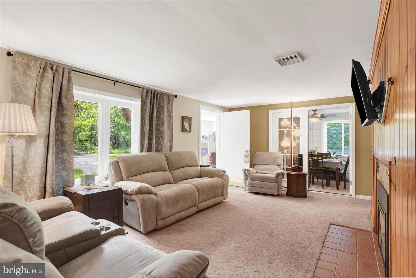918 Elm Avenue photo 8