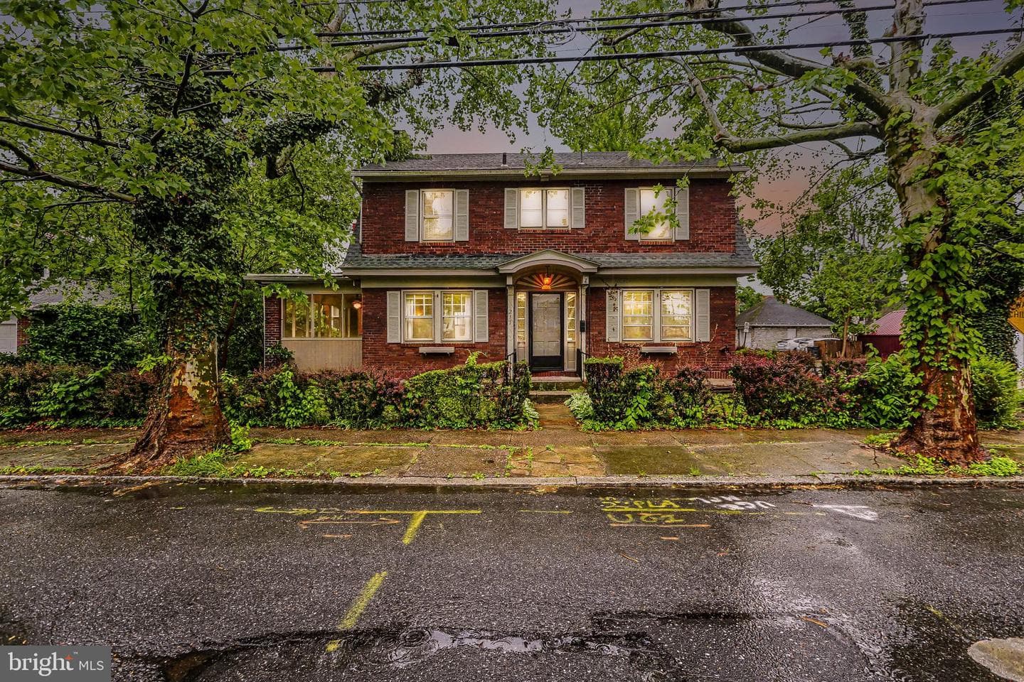 217 Seneca Street