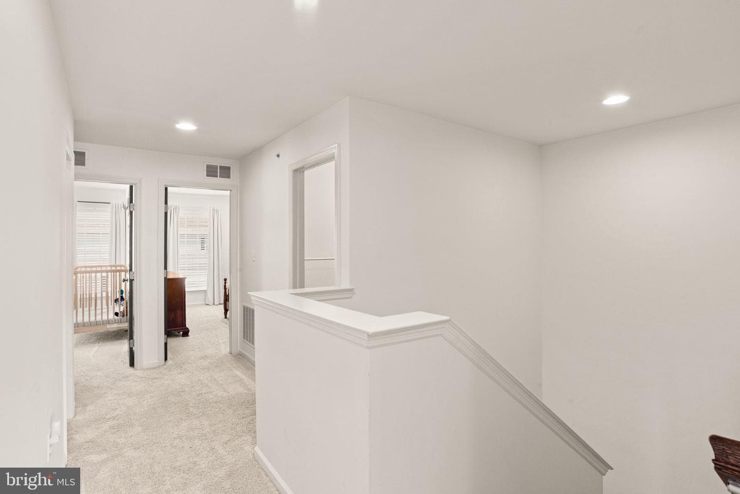 541 Fawn Lane photo 20