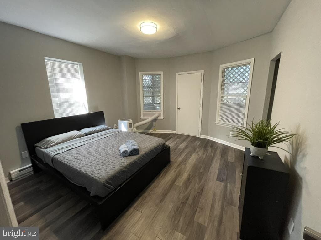 2114 Green Street photo 4
