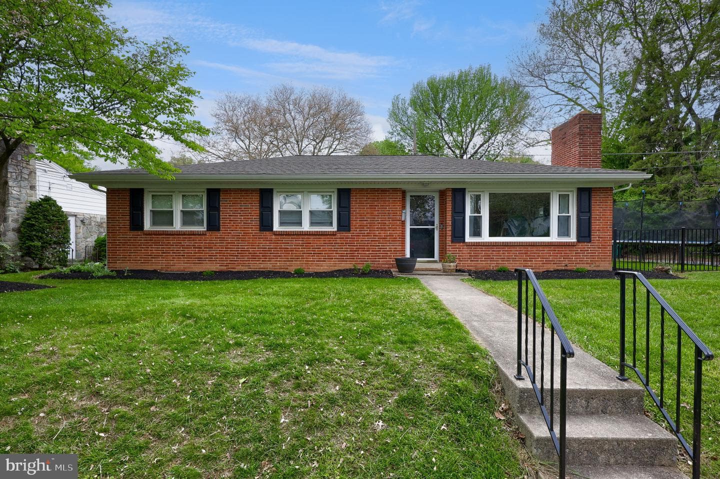 43 Oak Lane, Hershey