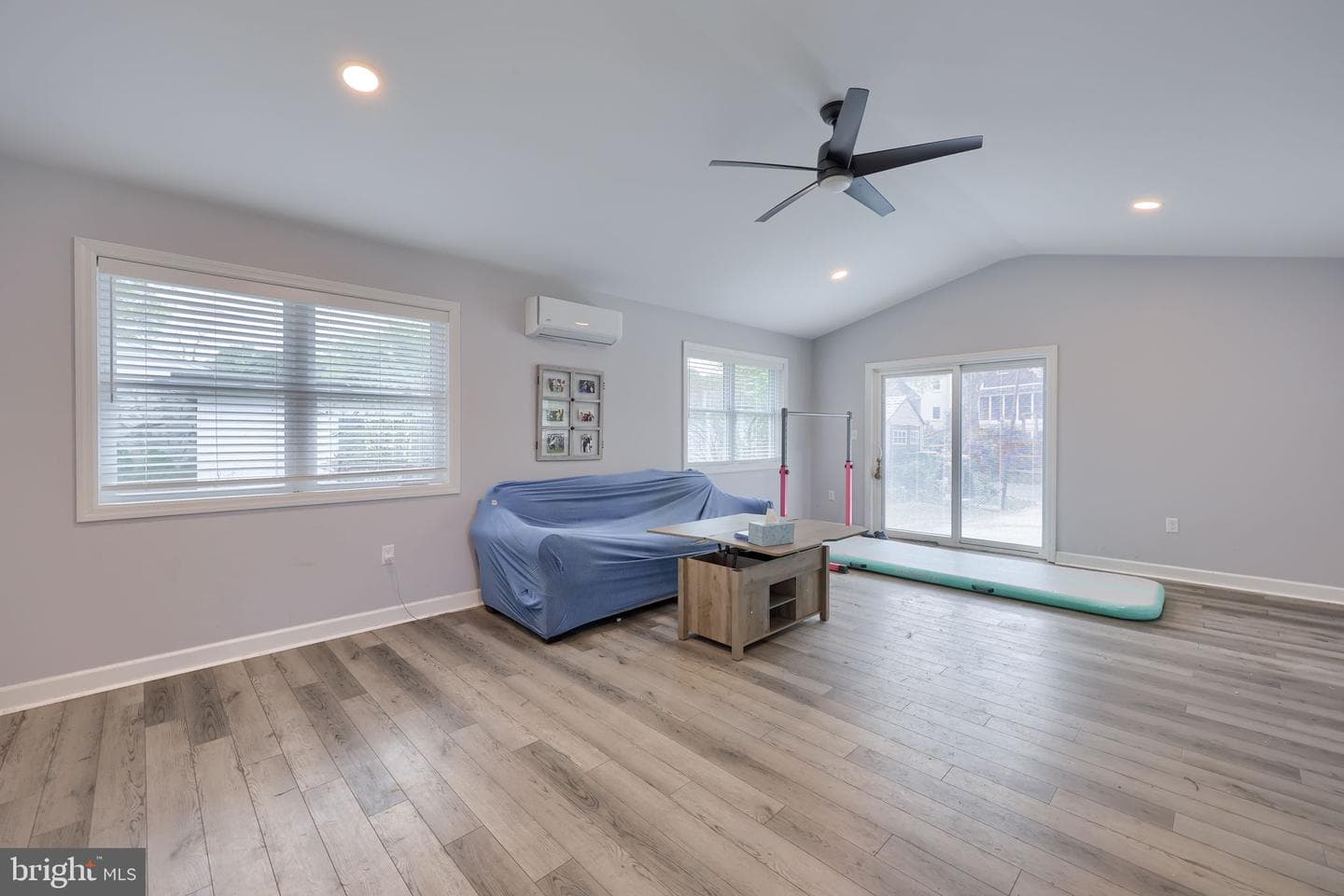 43 Oak Lane photo 14