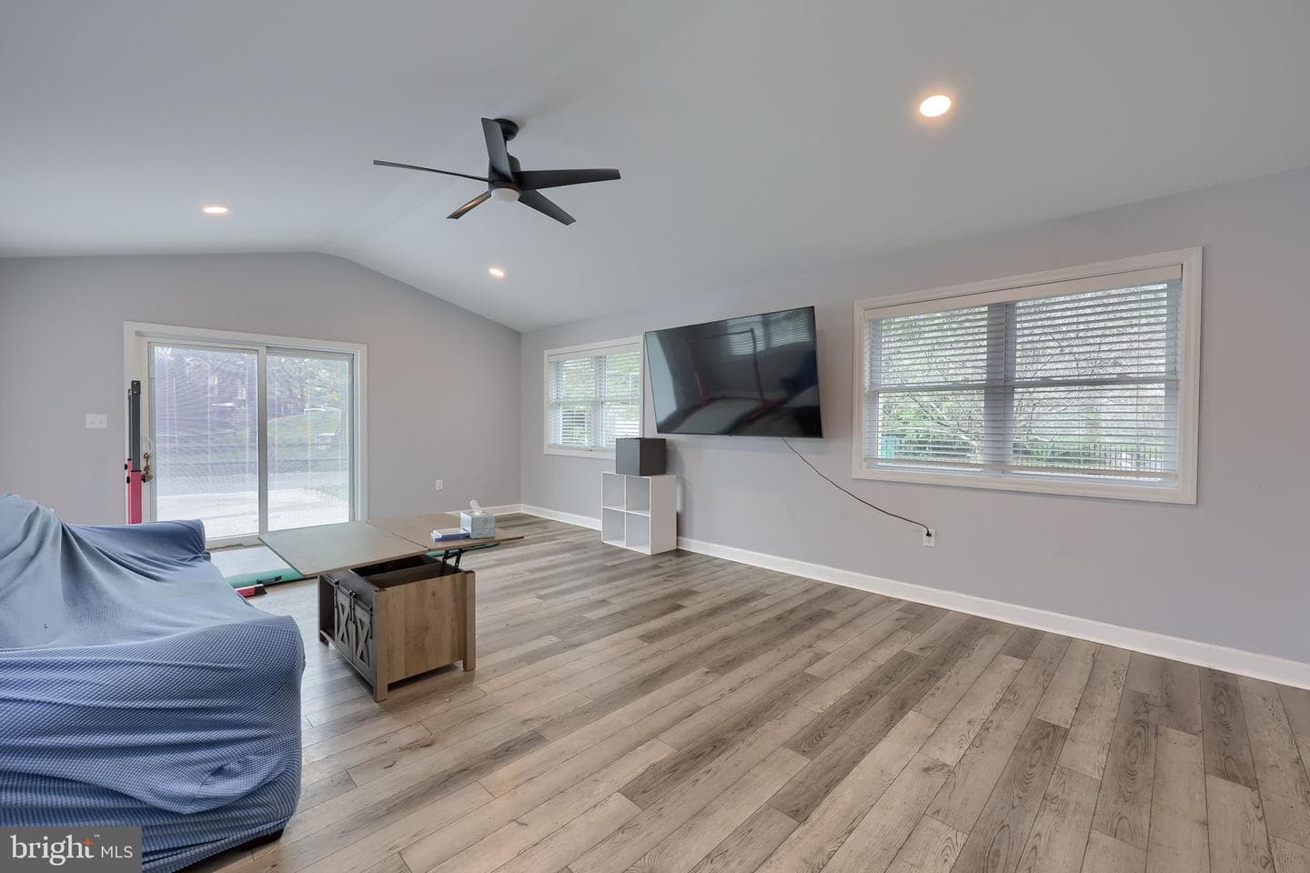43 Oak Lane photo 16