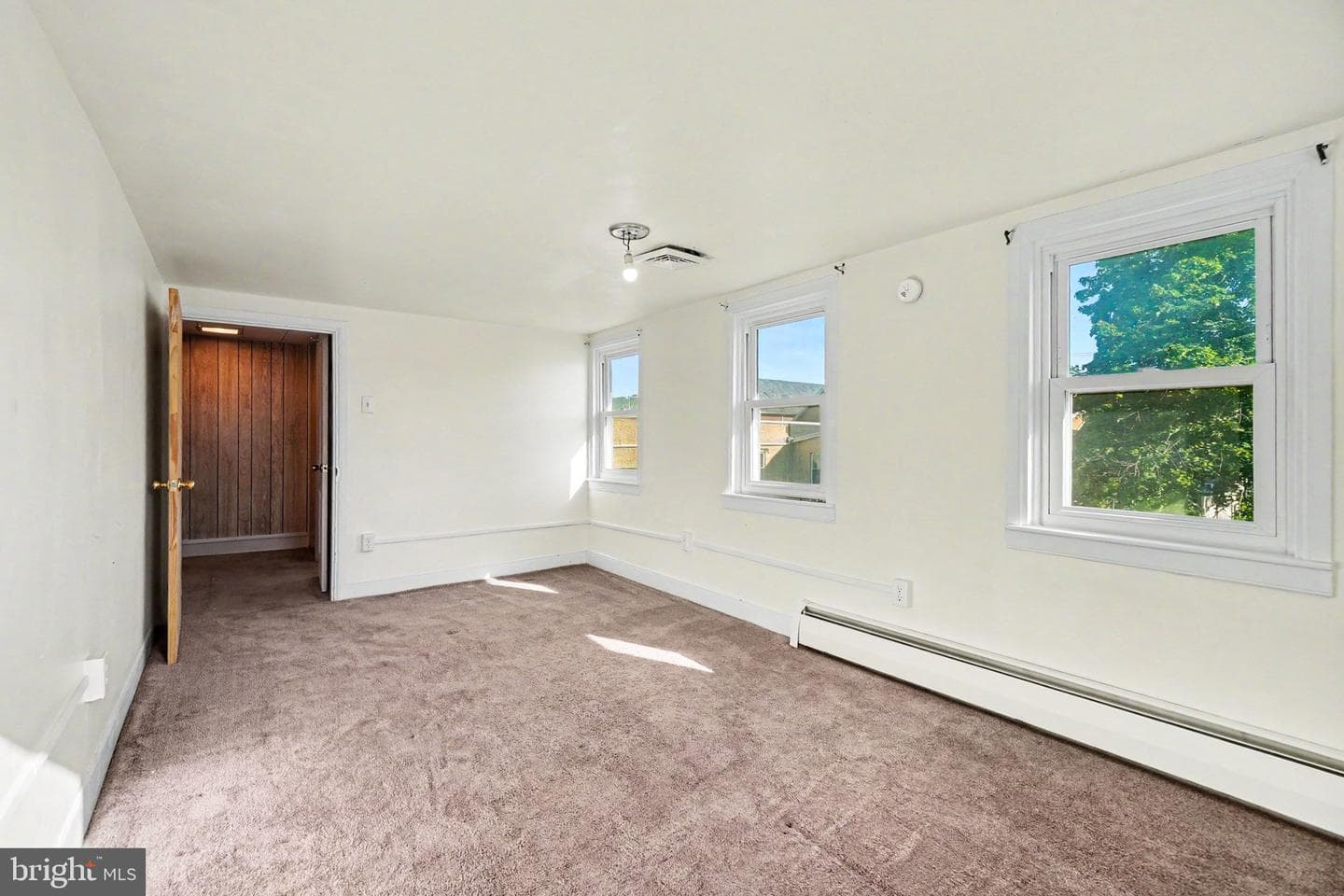 120 Lusk Avenue photo 13