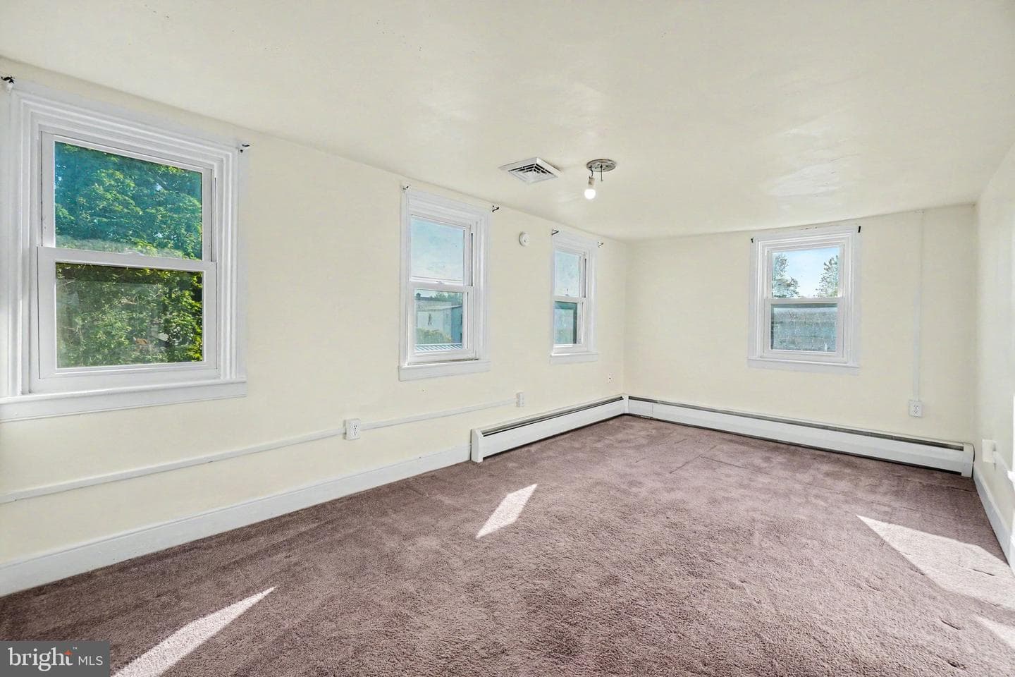 120 Lusk Avenue photo 7