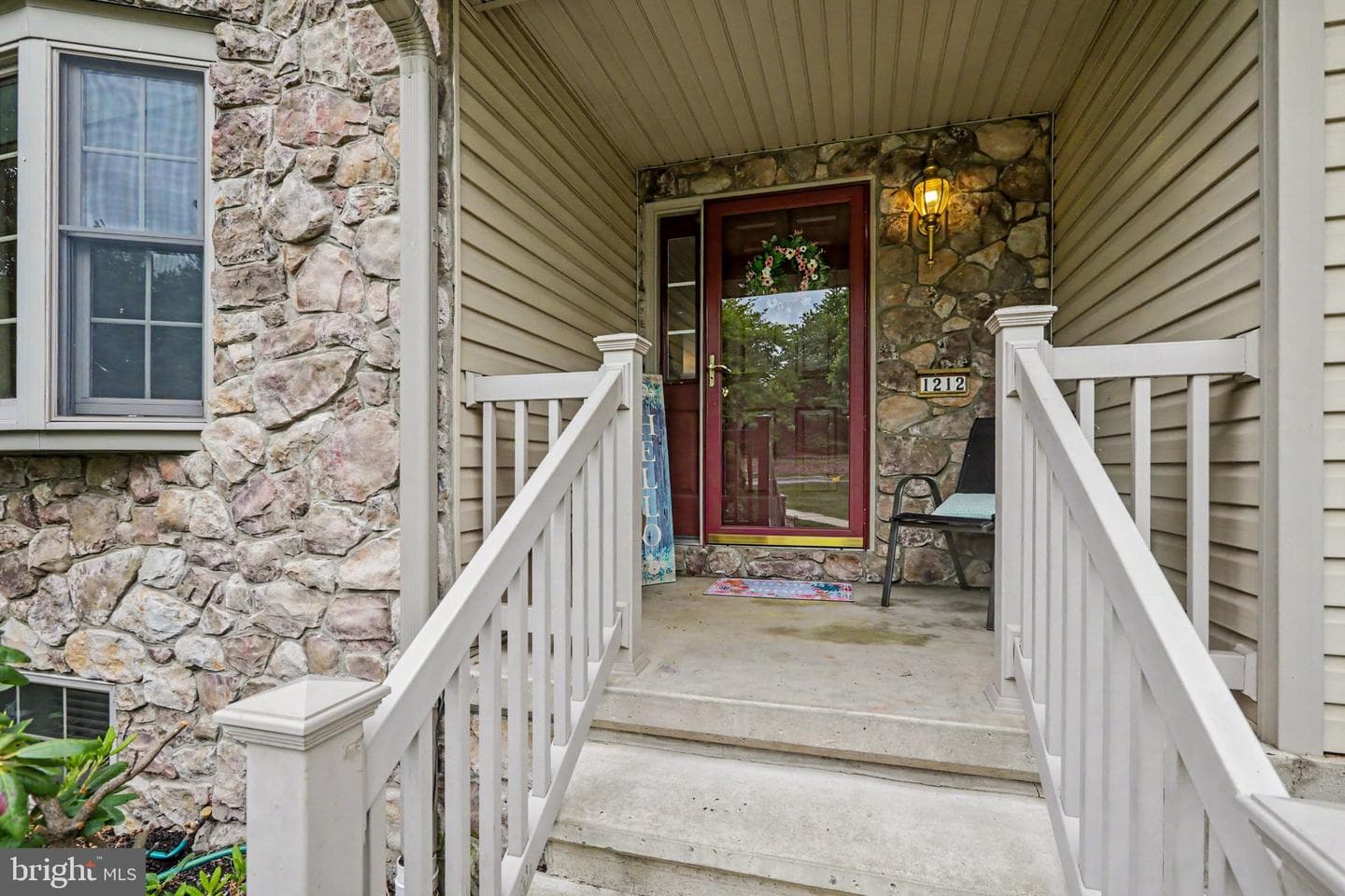 1212 Overlook Road photo 2