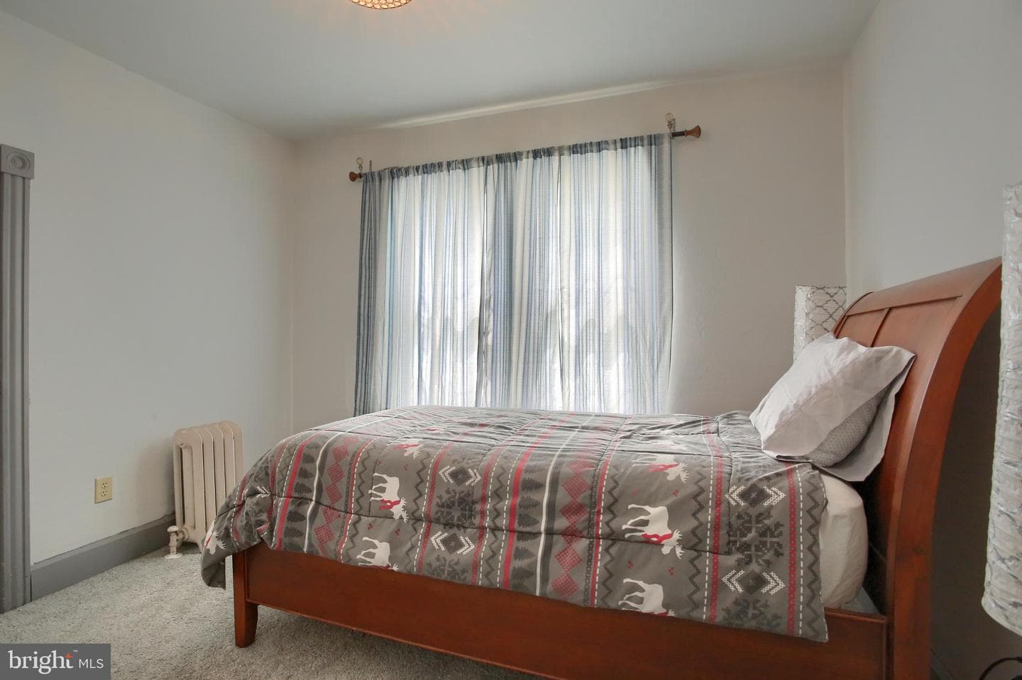 208 East Street photo 21