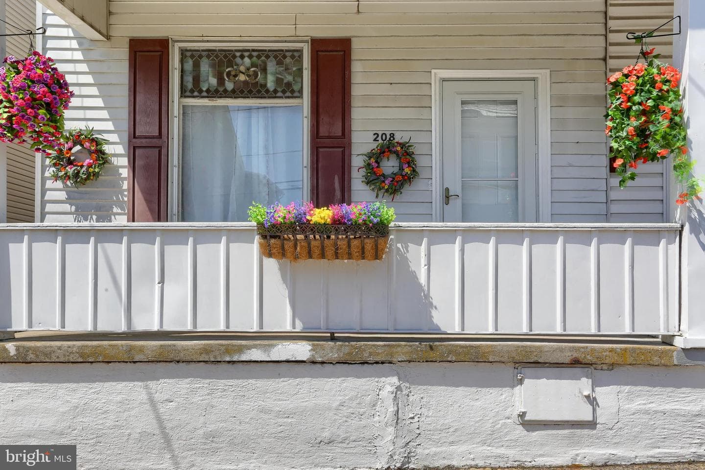 208 East Street photo 4