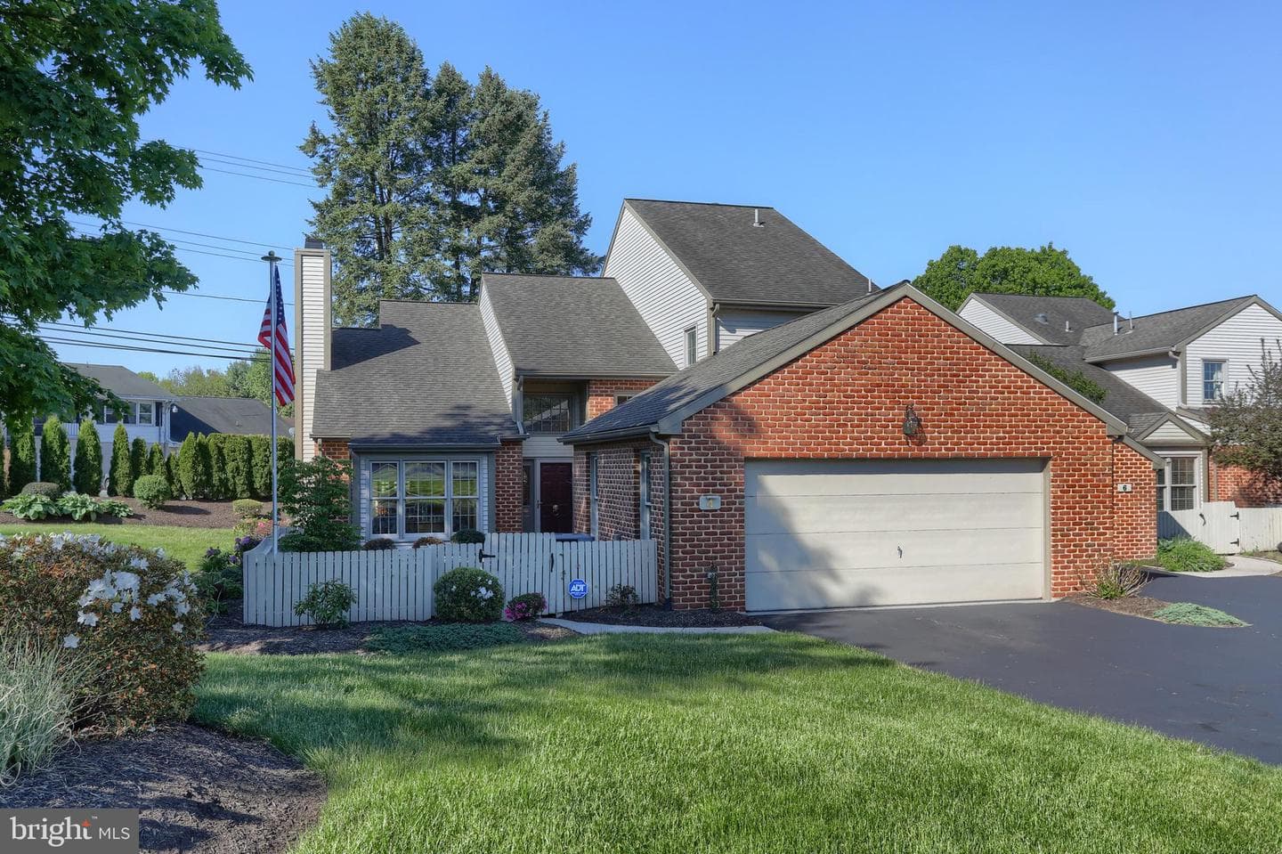 4 Cambridge Drive, Hershey