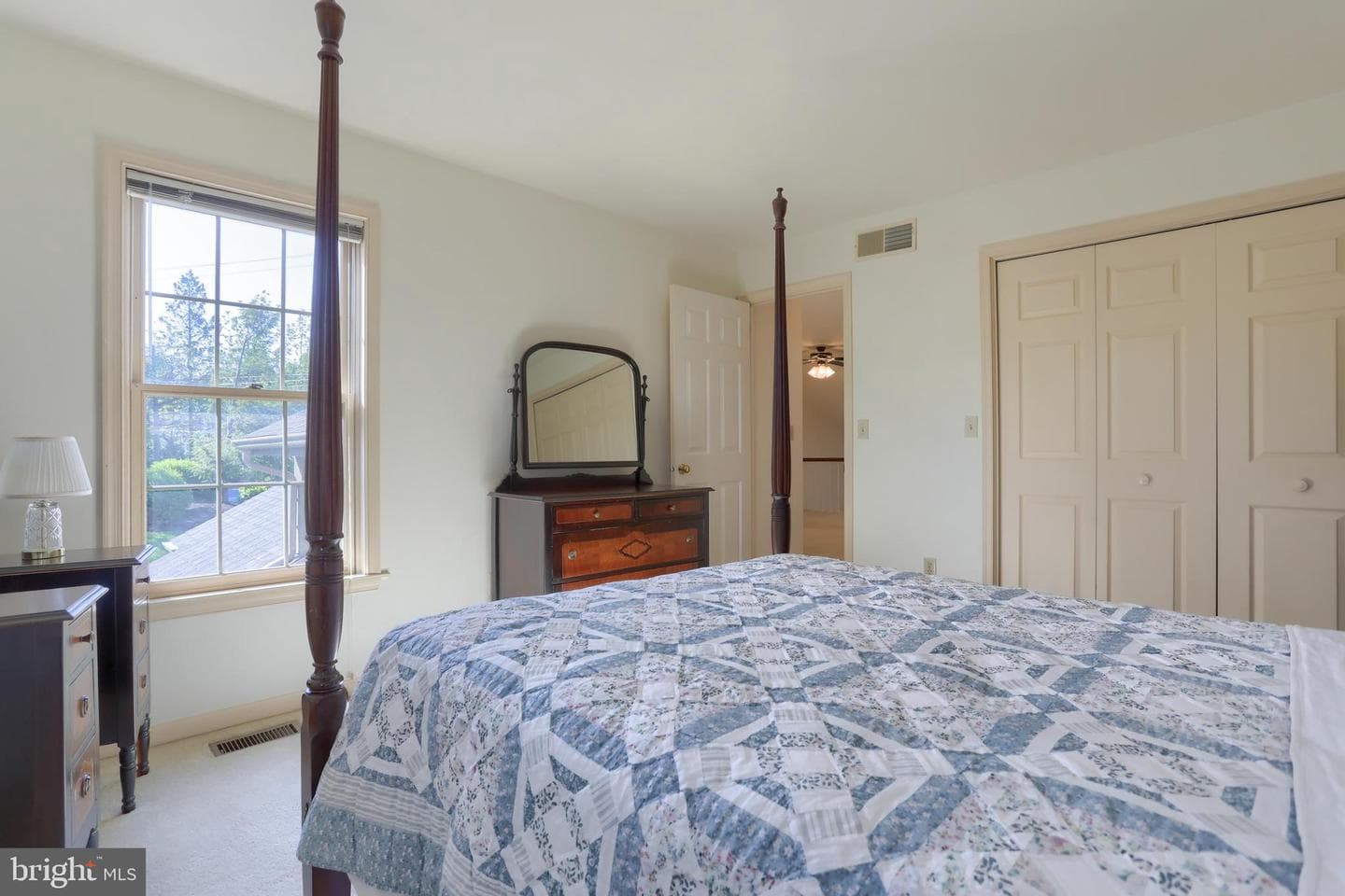 4 Cambridge Drive photo 43