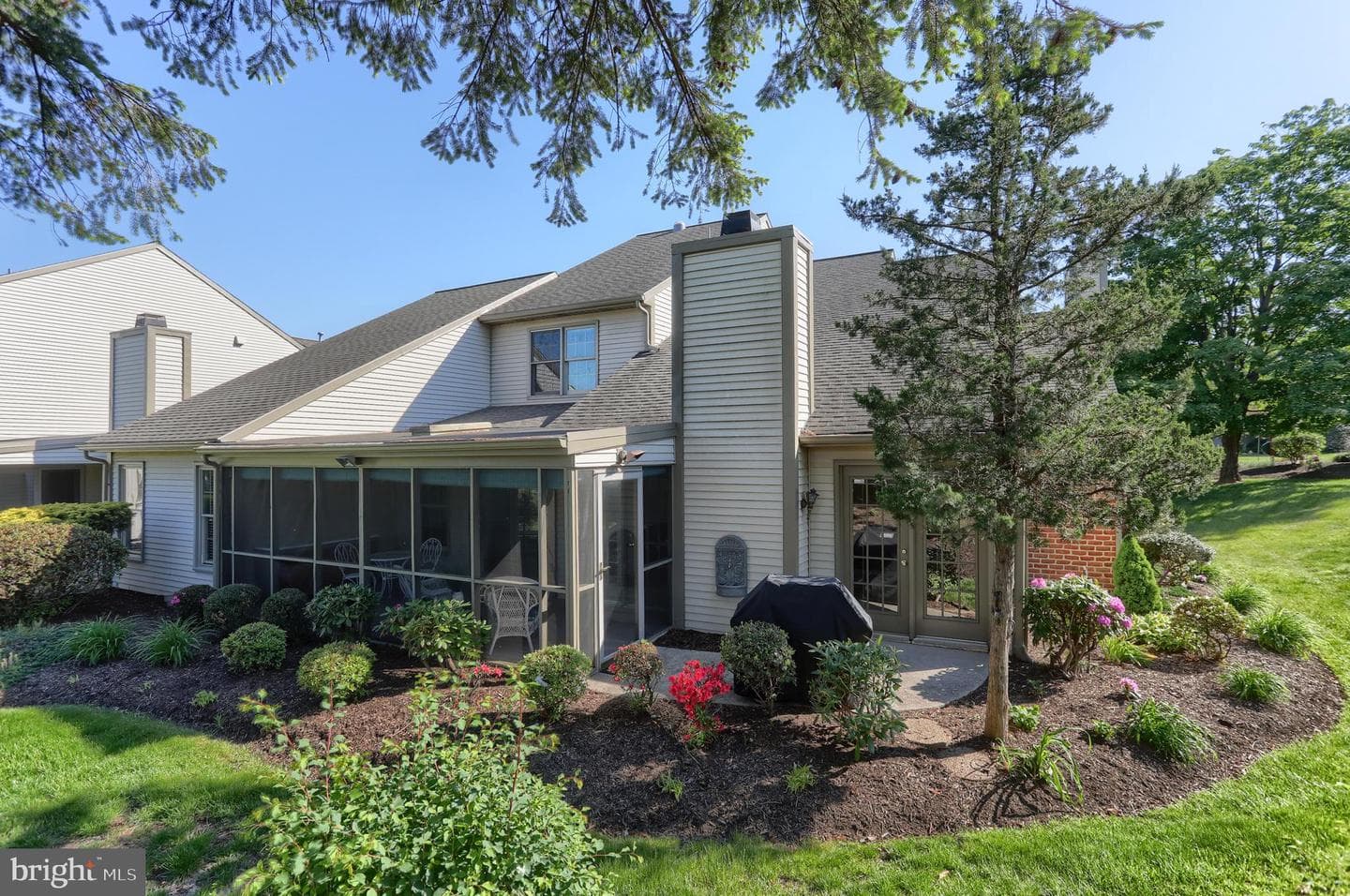 4 Cambridge Drive photo 50