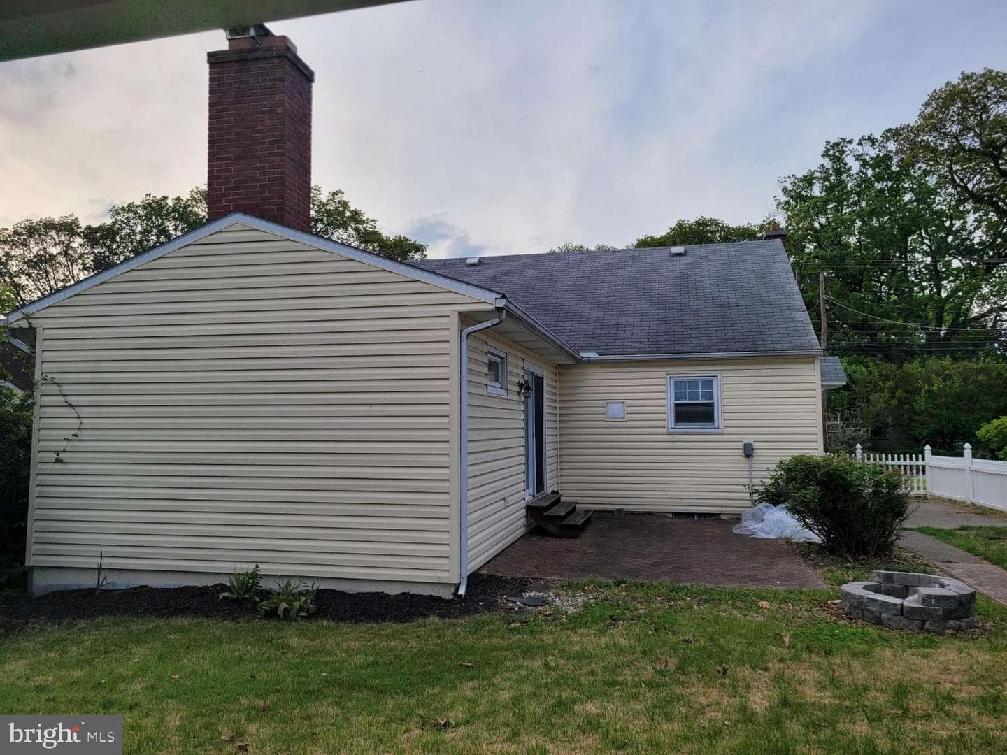8111 Chambers Hill Road photo 8