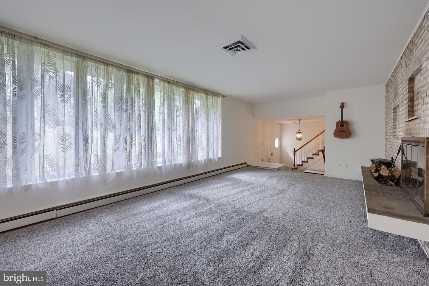 632 Adelia Street photo 11