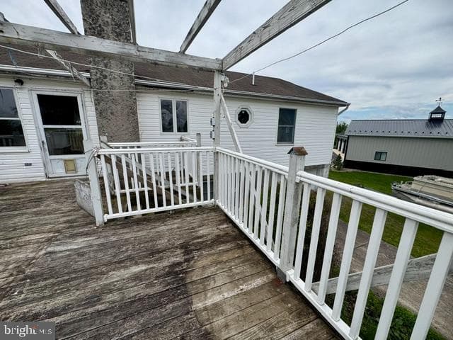 186 Longabach Drive photo 45