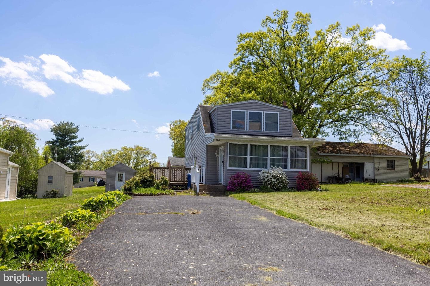 206 Beaver Road photo 2