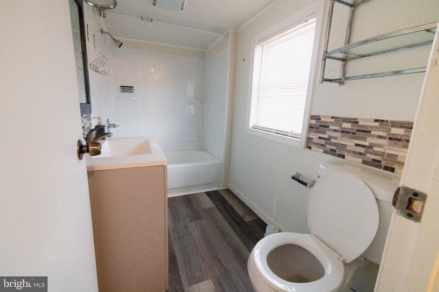 206 Beaver Road photo 23