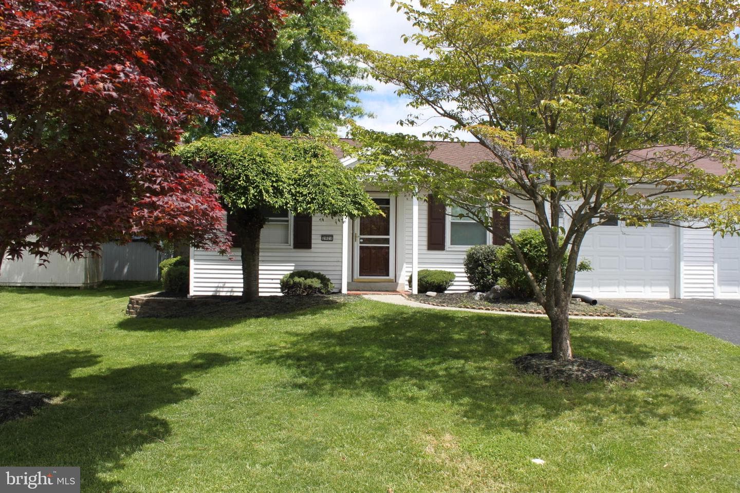 2021 Brentwood Drive photo 2
