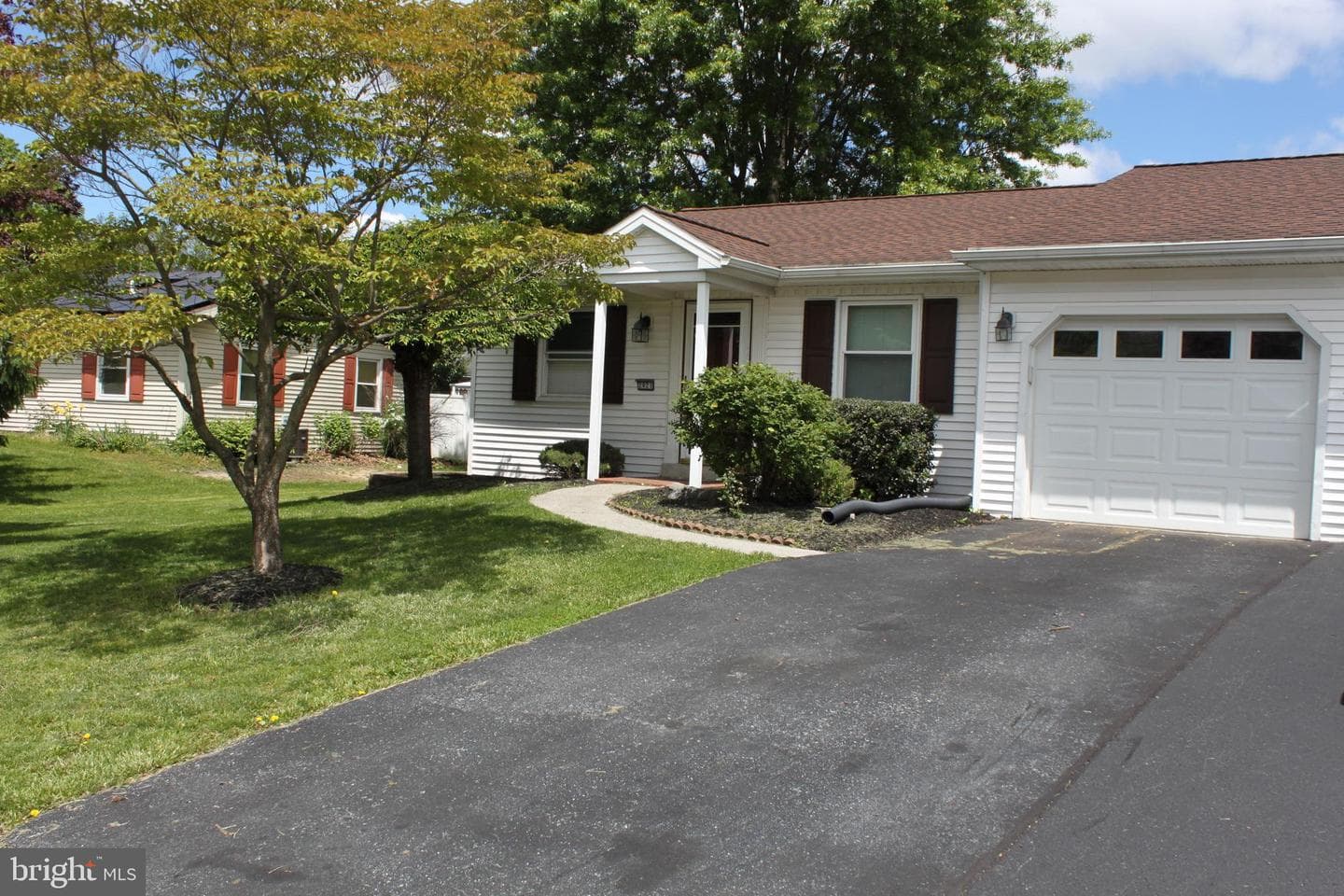 2021 Brentwood Drive photo 5