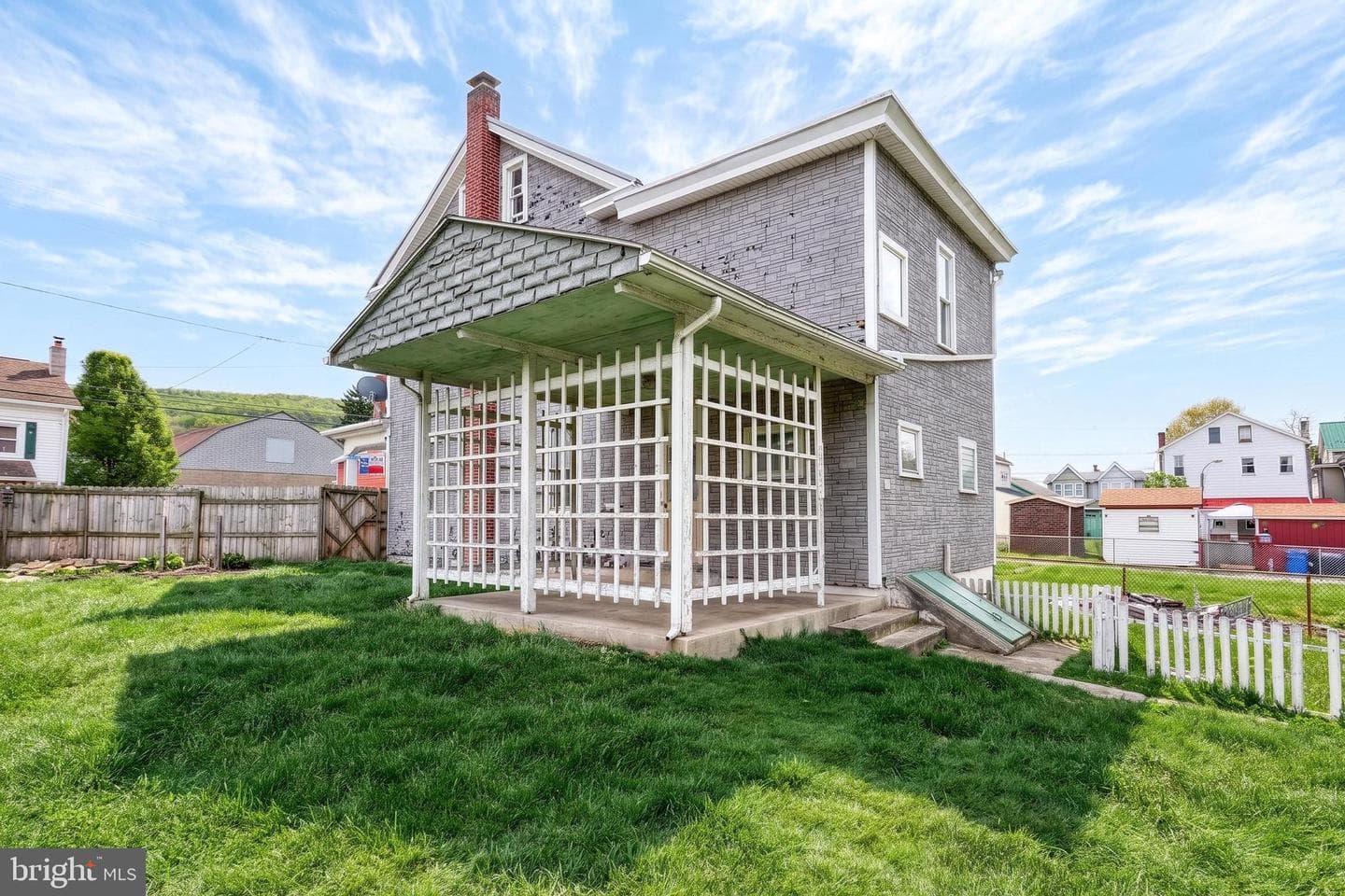 619 North Street photo 14