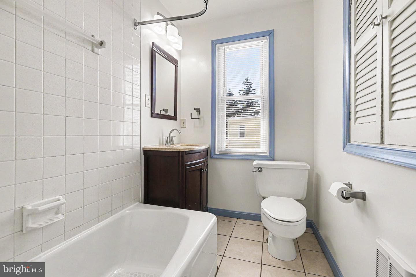 2737 Boas Street photo 24