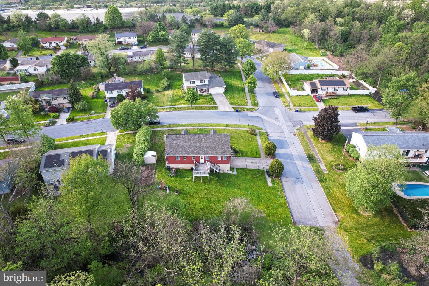 3737 Canterbury Road photo 5