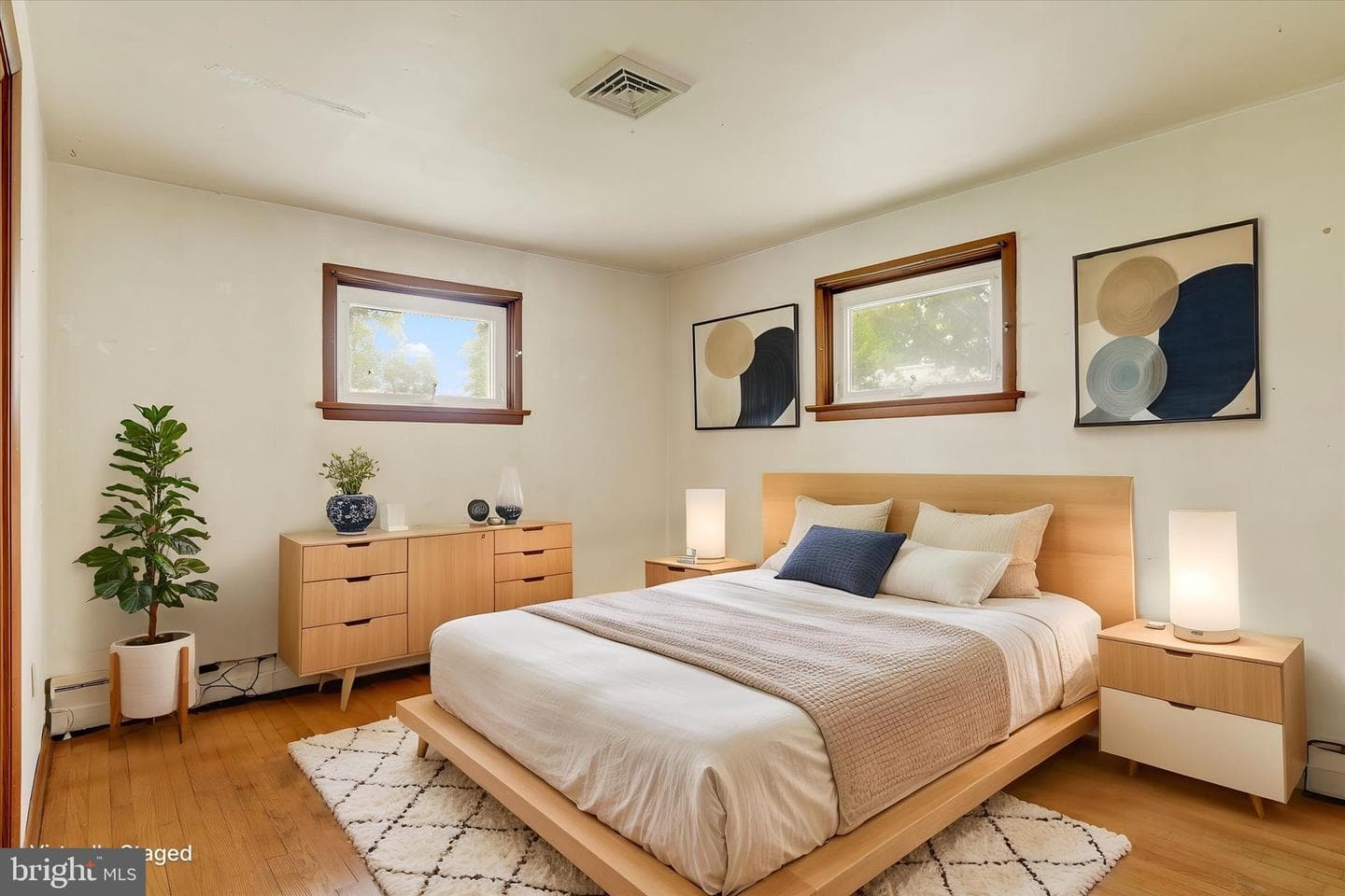 240 Walnut Street photo 6