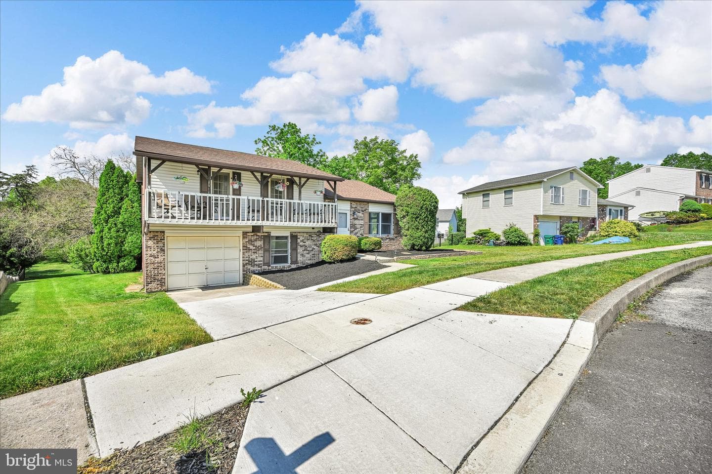 5561 Banbridge Drive photo 3