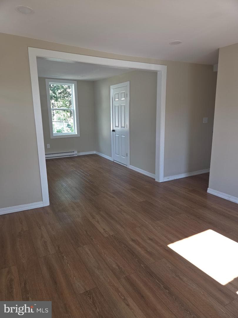 308 Vine Street photo 12