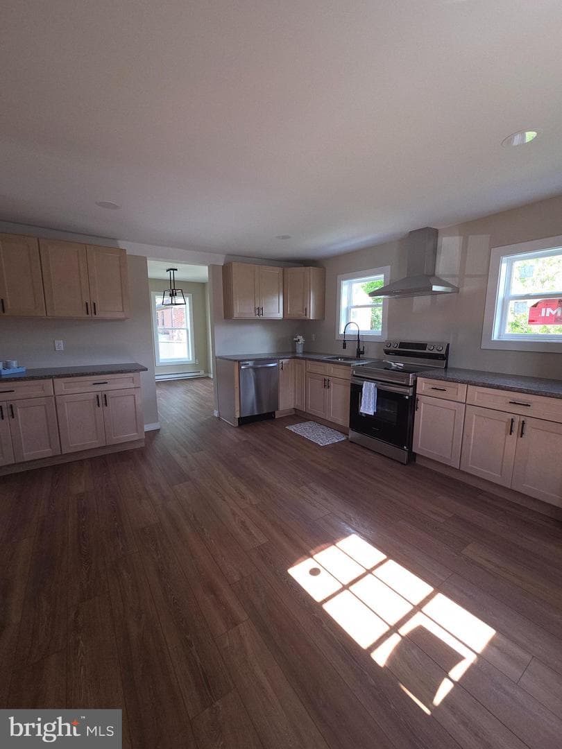 308 Vine Street photo 21