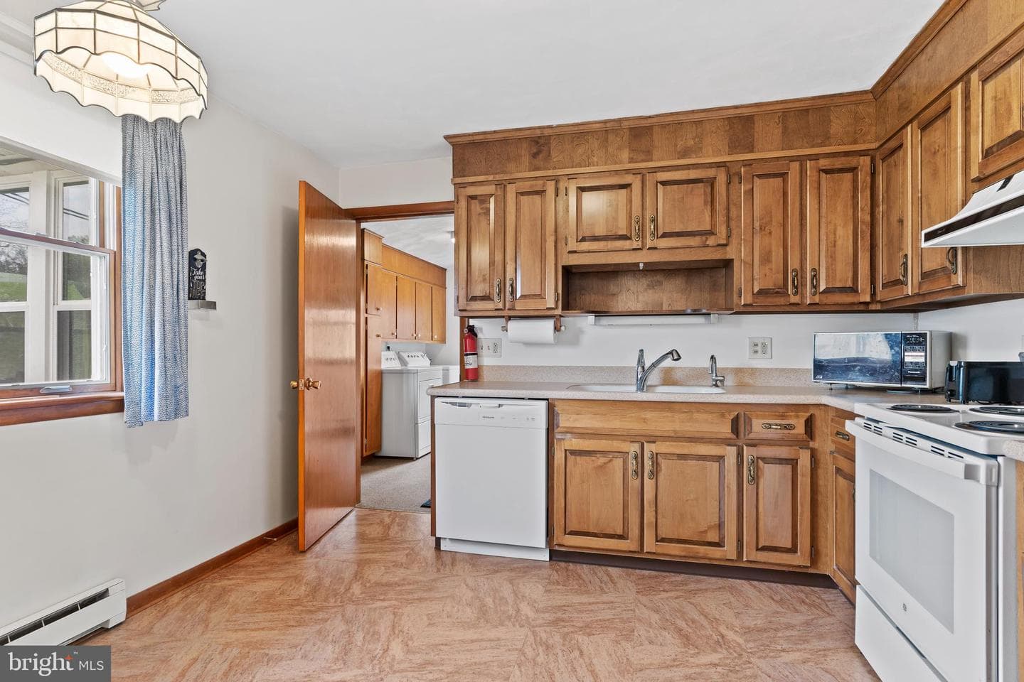 523 Hastings Drive photo 10