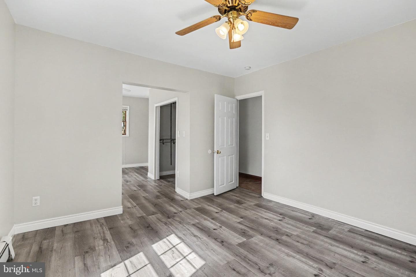 214 N Railroad Street photo 15
