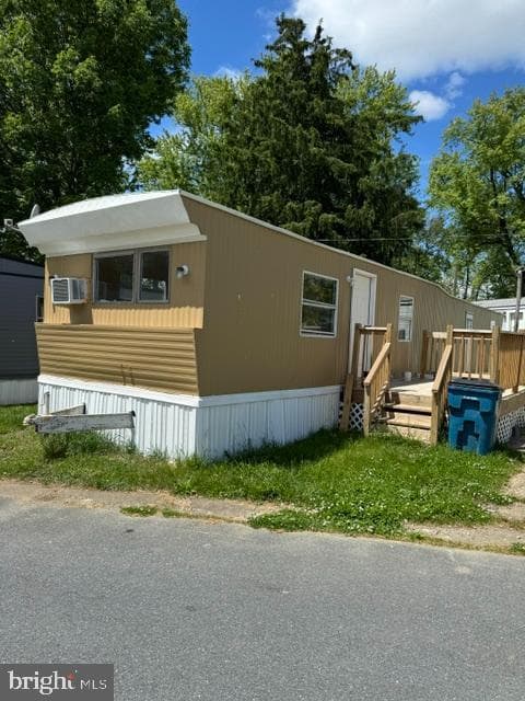 20 George Drive photo 2