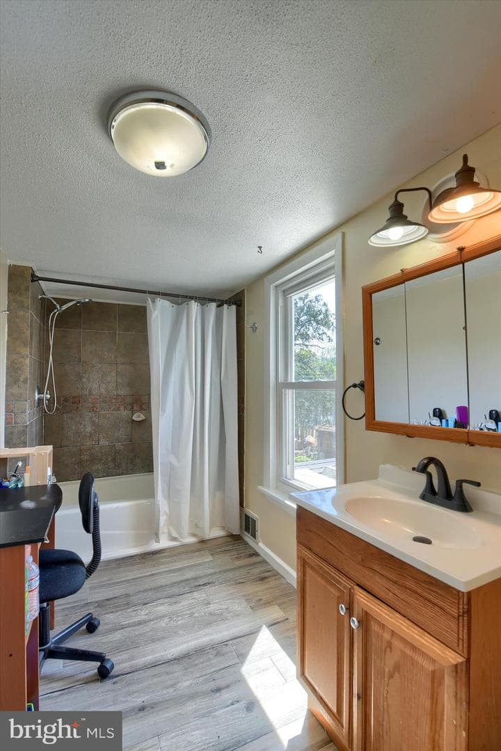 5615 River Rd photo 19