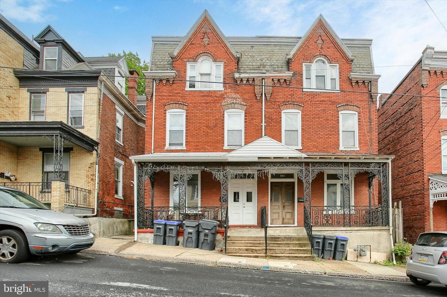 354 Locust Street