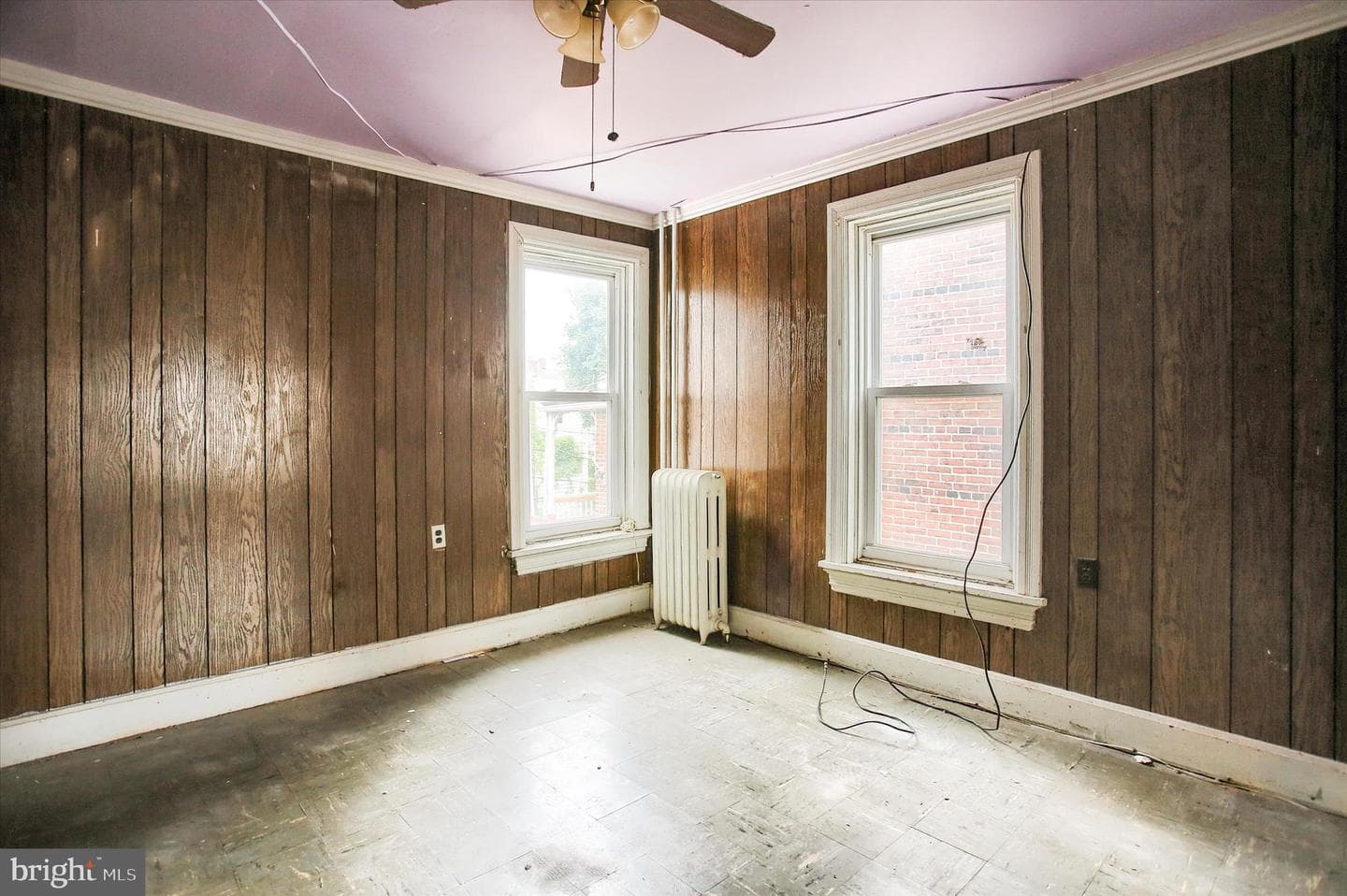354 Locust Street photo 12