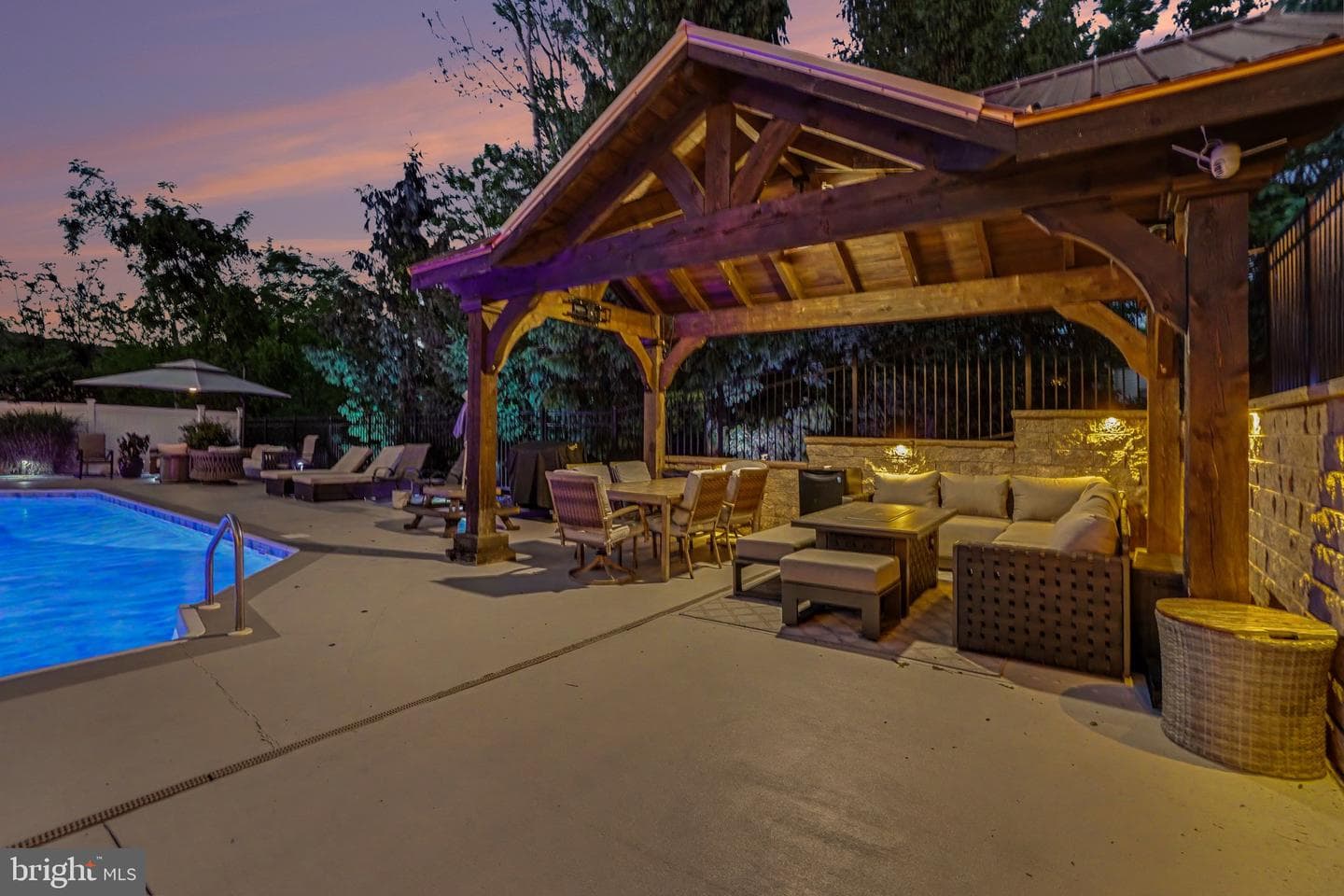 2265 Forest Hills Drive photo 36