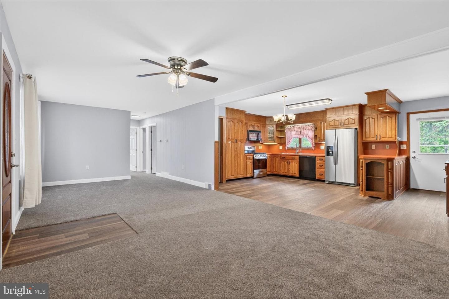 11 Berkley Drive photo 4